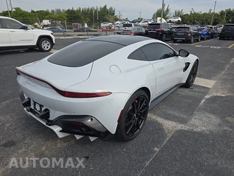 2019 Aston Martin Vantage - miniatura 4