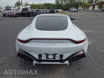2019 Aston Martin Vantage - miniatura 5