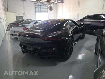 2019 Aston Martin Vantage - miniatura 3