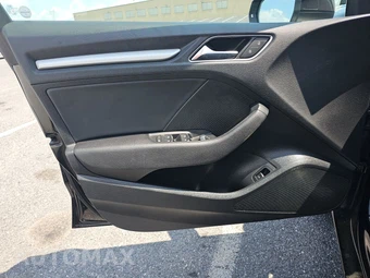 2019 Audi A3 Sedan Premium – miniatura 9