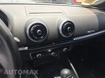 2019 Audi A3 Sedan Premium – miniatura 11
