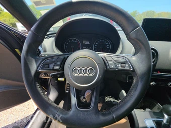 2019 Audi A3 Sedan Titanium Premium – miniatura 10