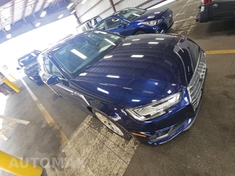 2019 Audi A4 Sedan Premium Plus – miniatura 3