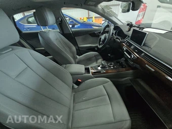 2019 Audi A4 Sedan Premium Plus – miniatura 8