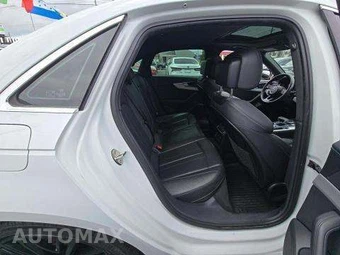 2019 Audi A4 Sedan Premium Plus – miniatura 16