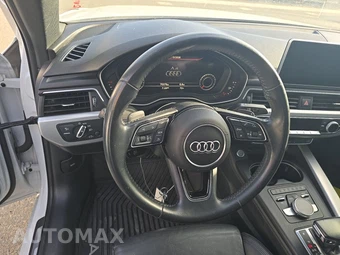 2019 Audi A4 Sedan Premium Plus – miniatura 10