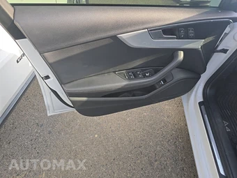 2019 Audi A4 Sedan Premium Plus – miniatura 9
