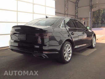 2019 Audi A4 Sedan Premium Plus – miniatura 5