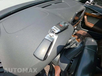 2019 Audi A4 Sedan Premium – miniatura 8
