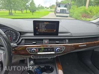 2019 Audi A4 Sedan Premium - miniatura 10