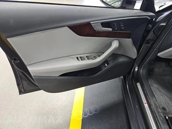 2019 Audi A4 Sedan Premium - miniatura 8