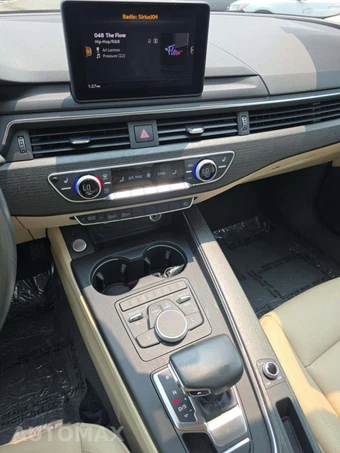 2019 Audi A4 Sedan Premium – miniatura 10