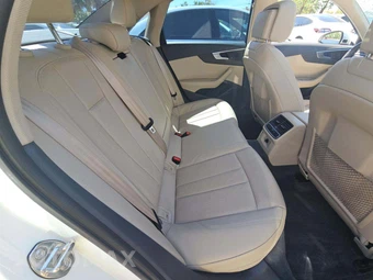 2019 Audi A4 Sedan Titanium Premium – miniatura 16
