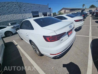 2019 Audi A4 Sedan Titanium Premium – miniatura 2