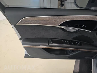 2019 Audi A8 3.0T – miniatura 9