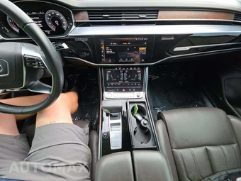 2019 Audi A8 3.0T – miniatura 7