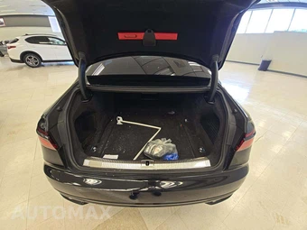 2019 Audi A8 3.0T – miniatura 14