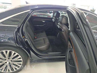 2019 Audi A8 3.0T – miniatura 16
