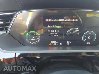 2019 Audi e-tron Premium Plus – miniatura 9