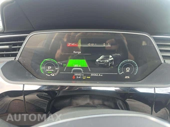 2019 Audi e-tron Prestige - miniatura 6