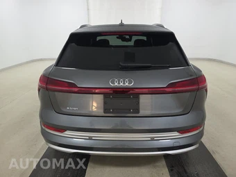 2019 Audi e-tron Prestige - miniatura 5