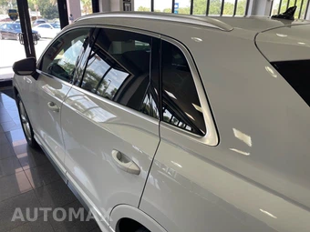 2019 Audi Q3 2.0T S line Premium Plus - miniatura 14