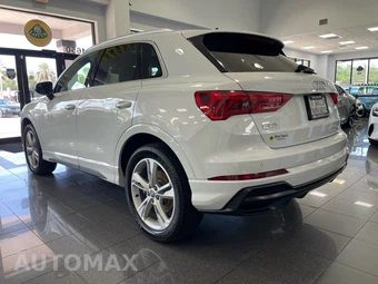 2019 Audi Q3 2.0T S line Premium Plus - miniatura 3