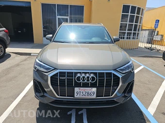 2019 Audi Q3 2.0T S line Prestige – miniatura 2