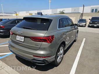2019 Audi Q3 2.0T S line Prestige – miniatura 4