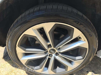 2019 Audi Q3 2.0T S line Prestige - miniatura 20