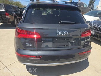 2019 Audi Q5 Premium Plus - miniatura 5