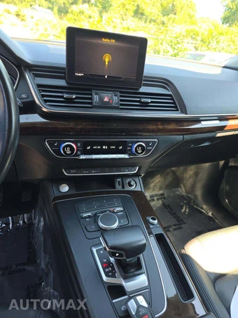 2019 Audi Q5 Premium – miniatura 7