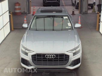 2019 Audi Q8 Premium Plus – miniatura 2