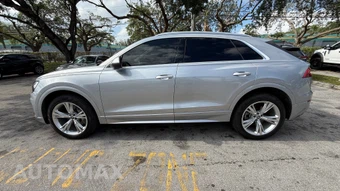 2019 Audi Q8 Premium Plus - miniatura 3