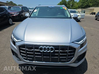 2019 Audi Q8 Premium Plus – miniatura 2