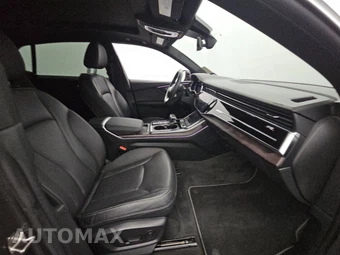 2019 Audi Q8 Premium Plus – miniatura 8