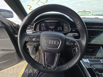 2019 Audi Q8 Premium Plus – miniatura 10
