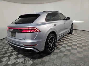 2019 Audi Q8 Premium Plus - miniatura 4