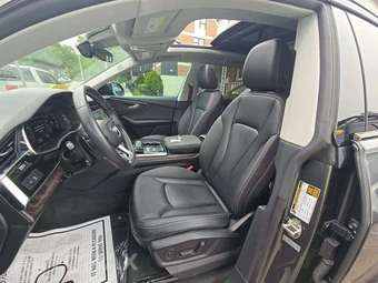 2019 Audi Q8 Premium Plus – miniatura 6