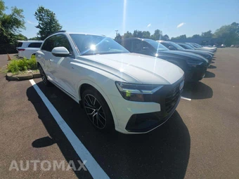 2019 Audi Q8 Premium Plus – miniatura 4