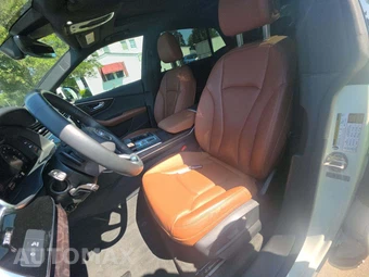 2019 Audi Q8 Premium Plus – miniatura 6