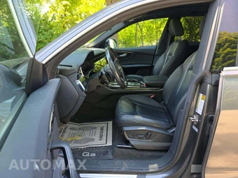 2019 Audi Q8 Premium – miniatura 3