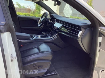 2019 Audi Q8 Premium - miniatura 14