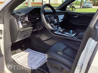 2019 Audi Q8 Premium - miniatura 9