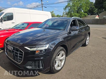 2019 Audi Q8 Premium