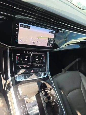 2019 Audi Q8 Premium – miniatura 10