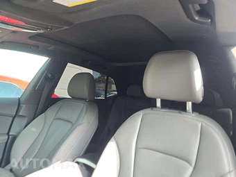 2019 Audi Q8 Premium – miniatura 11