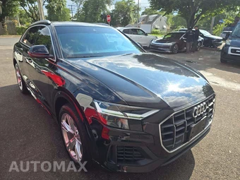 2019 Audi Q8 Premium – miniatura 4