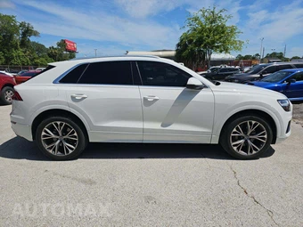 2019 Audi Q8 Premium – miniatura 4
