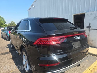 2019 Audi Q8 Premium - miniatura 5